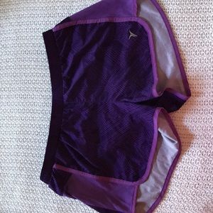 Old Navy workout shorts. Size small.